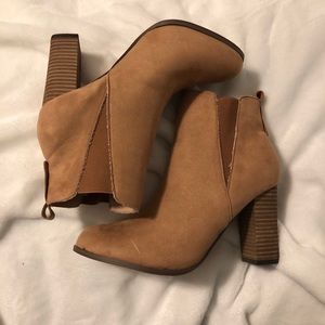 Chase & Chloe Ankle Booties
